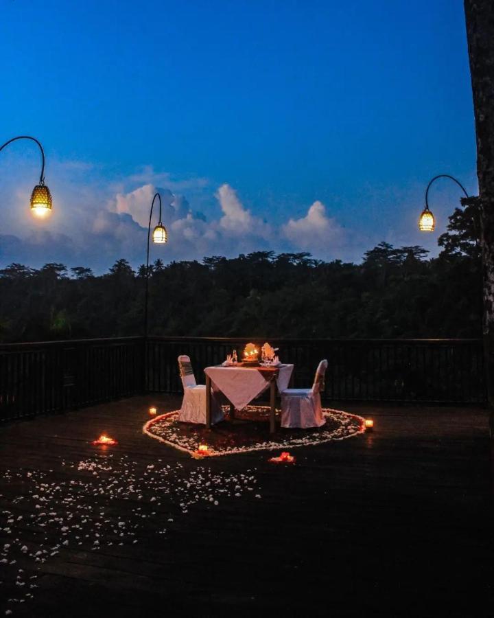 The Payogan And Ubud (Bali)